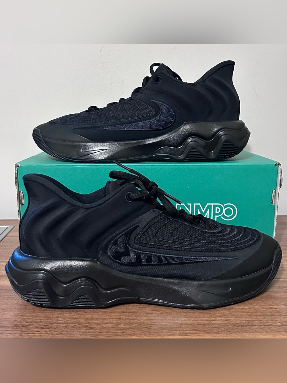Nike Giannis Immortality 4 Triple Black Basketball FQ3680-003 Mens Size 10 New
